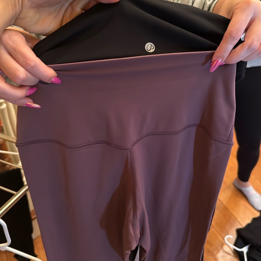 2  leggings